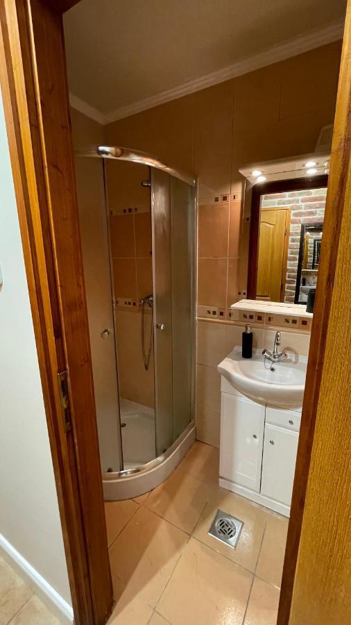 Dalma Apartment Дьюла Экстерьер фото