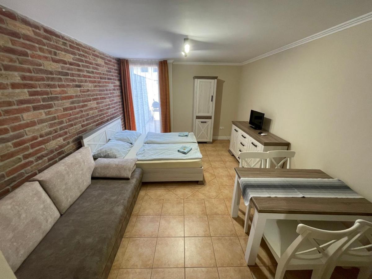 Dalma Apartment Дьюла Экстерьер фото